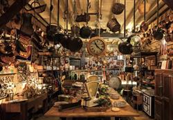 Mercatino dell'usato c'è di tutto