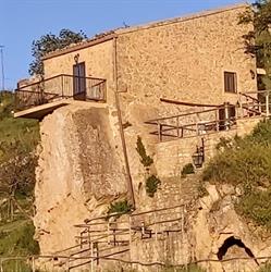 LA CASA SULLA ROCCIA