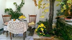 Bed wine and breakfast Remember When. Carrara