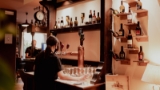 Un ambiente curato e raffinato al Pinsa Club - Pizzeria e Pinseria OPR nelle Langhe
