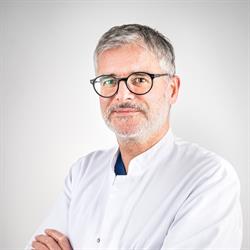 Doz. Dr. Alexander Gardetto - Schönheits, Plastische und Handchirurgie