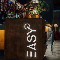 Easy drink and food