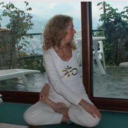 Yoga-Eleonora