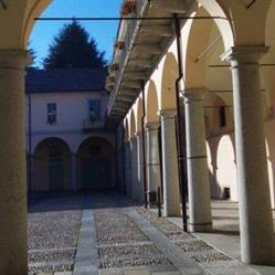 Palazzo Del Broletto