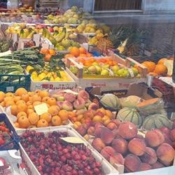 Frutta e verdura da Nino di Delfino Marinella