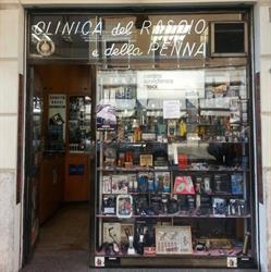 Clinica del rasoio, penna e accendisigari