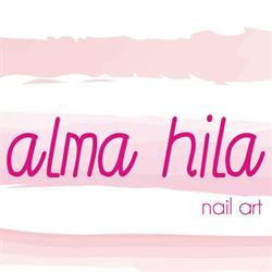 Alma Hila nail art
