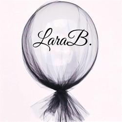 LaraB.