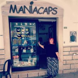Maniacaps