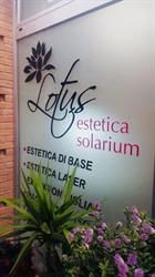 Lotus estetica solarium
