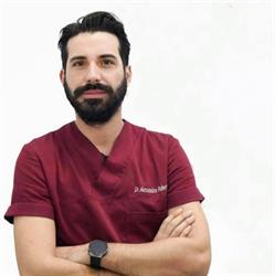 Dr. Alessandro Roberto - Chirurgo estetico