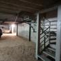 ingresso pedonale interno struttura dal  garage