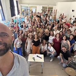 Istituto Comprensivo Statale Nicolini Di Giacomo (Segreteria)