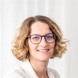 Giulia Roncoroni Dottoressa Commercialista