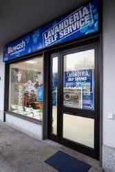 Bluwashnovara - Lavanderia self-service contanti o fidelity card