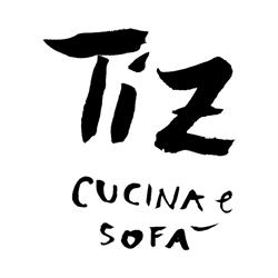 Tiz cucina e sofà