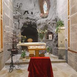 Santuario Madonna di Lourdes Napoli - Chiesa S. Nicola da Tolentino