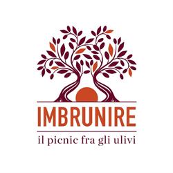 Imbrunire, il picnic fra gli ulivi