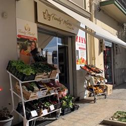 Family Market