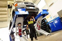 Officina- Clinica dell'auto- Via Anagnina, 370