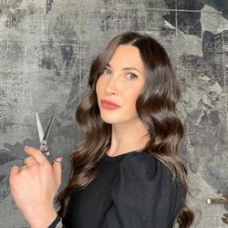 Les Chic Hair & Beauty Salon