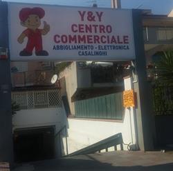 Y & Y Centro Commerciale