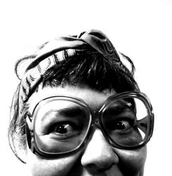 LA CUCIRIA Sartoria Creativa Emotiva