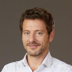 Dr. Muccioli Casadei Renato - Chirurgo Estetico Medico Estetico