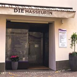 Die Masseurin