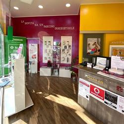 Smartphone shop fastweb sky vodafone luce e gas Rivoli
