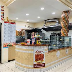 Piramidepizzakebab