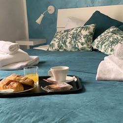 B&B Joy Naples