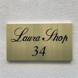 LAURA SHOP 34 DI YON ROBERTA