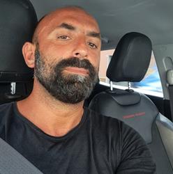 NOLEGGIO A LUNGO E BREVE TERMINE LA SPEZIA