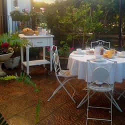 La Finestra Sul Giardino B&B