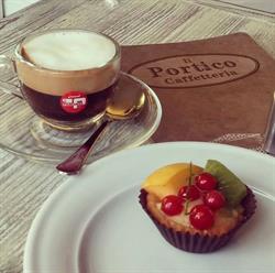 Il Portico Camere e Caffè