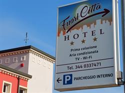 Hotel Fuori Città