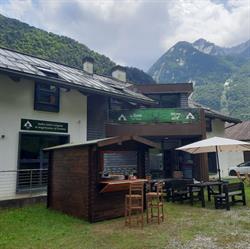 La tana in Val Resia
