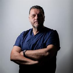 Dott. Giuliano De Carolis - Terapista del dolore