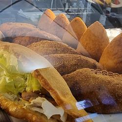 Pizzeria Da Luigi Di Alessio Paladini e Tonia De Benedittis Snc .