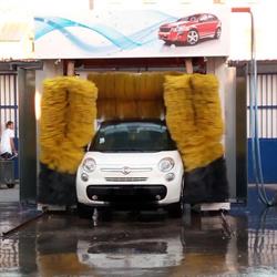 Autolavaggio i Delfini
