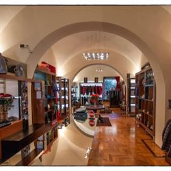 Ernonno Boutique