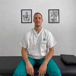 Dott. Luigi Casarano - Osteopata, Fisioterapista e Posturologo