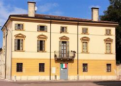 Biblioteca Comunale Ugo Sesini