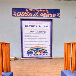 Oltre il muro