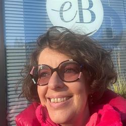 Dott. Elena Bellaio Medico Veterinario Comportamentalista