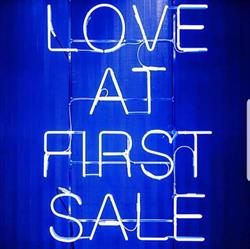 Contemporary shop - Art, fashion, books