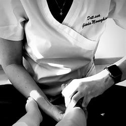Giada Meneghini - Fisioterapista Osteopata