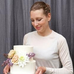 Lisa Bakery Cake Art