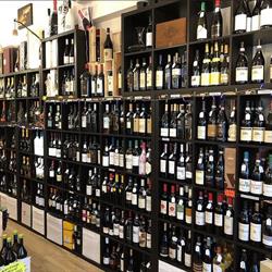 Enoteca prato wine